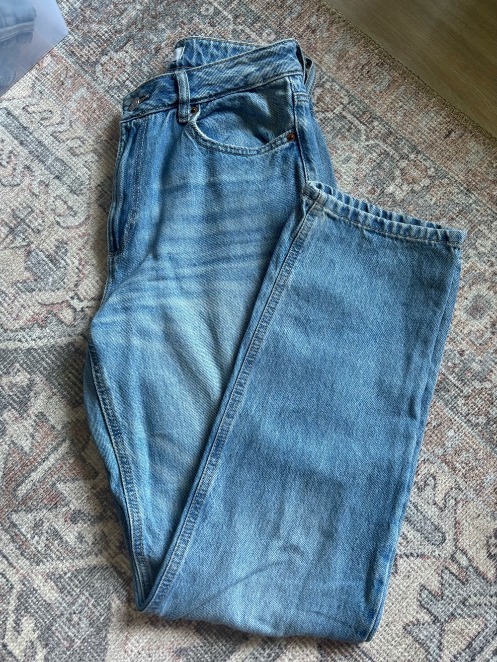 Dynamite Women's Relaxed Light Blue Denim Jeans (IRINA)